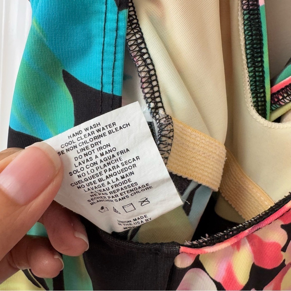Miraclesuit Islander Floral Print 1 Pc Swimsuit Plus Size 14 Pool Beach Tropical - Picture 5 of 9